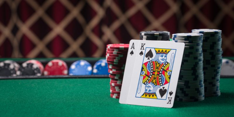 Những hành động thường xuất hiện trong ván Poker
